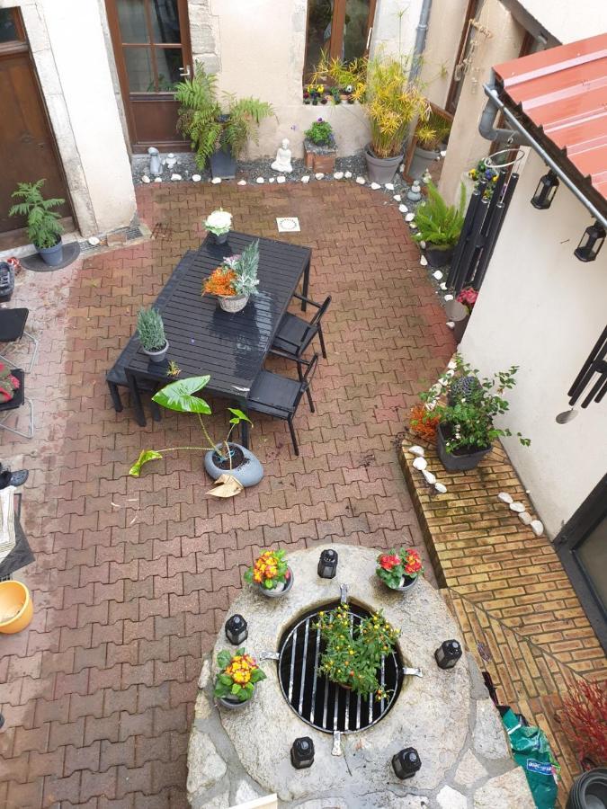 La Maison Porte Bonheur Chantelle Exteriér fotografie