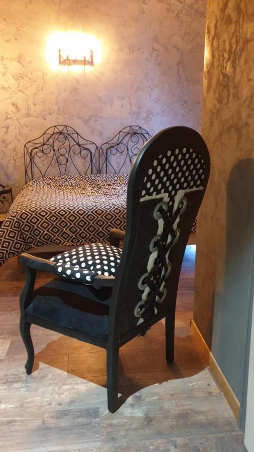 La Maison Porte Bonheur Chantelle Exteriér fotografie